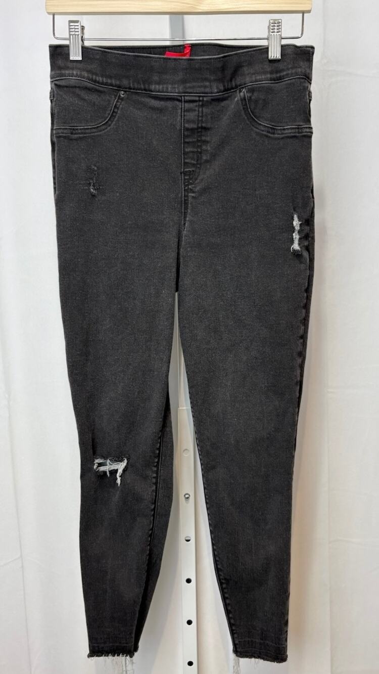 SPANX  Size L Vintage Distressed Ankle Jeans Skinny Raw Hem Pull-On 20213R Gray